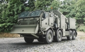 t815-7m3rc4_8x8_recovery-vehicle.jpg