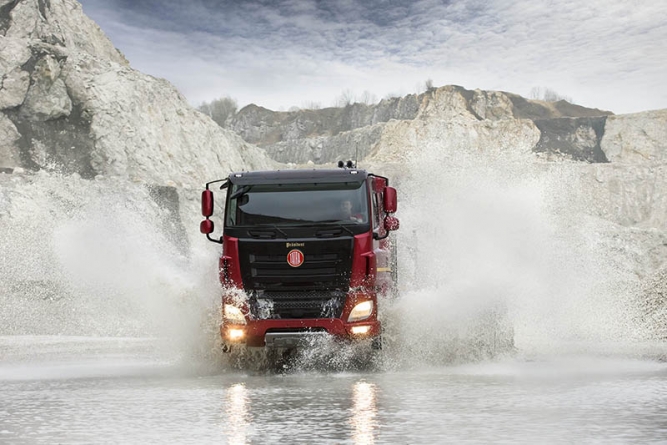 TATRA TRUCKS po loňském poklesu zažívá úspěšný rok