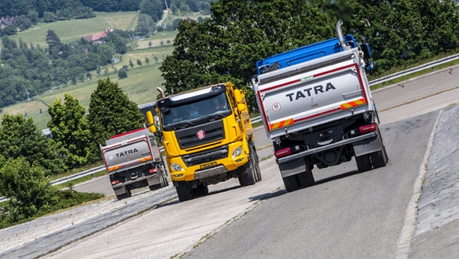 Do výrobních prostor společnosti TATRA TRUCKS zavítal rekordní počet návštěvníků Kopřivnických dnů techniky