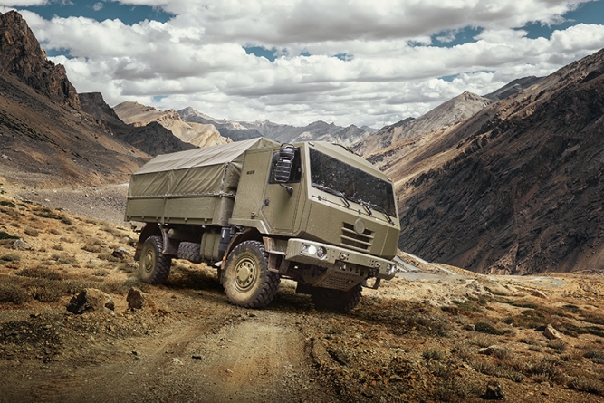 Firmy holdingu CZECHOSLOVAK GROUP a společnost TATRA TRUCKS se zúčastní veletrhu obranné techniky IDEX 2019 v Abu Dhabí