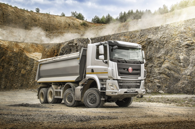Tatra Trucks investuje 700 milionů korun do výrobních technologií pro dosažení objemu produkce až 2500 vozů za rok