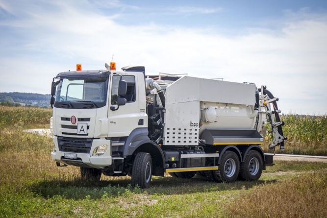 TATRA PHOENIX s kombinovanou nástavbou IBOS s recyklací