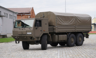 AČR zařadila do výzbroje více než 200 nových valníků Tatra Force