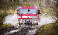 TATRA podpořila české hasiče v Řecku vysláním servisního vozidla