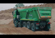 TATRA PHOENIX 10x10 - sandpit operation